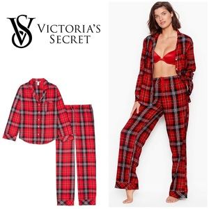 Victoria’s Secret Flannel Pajama Set